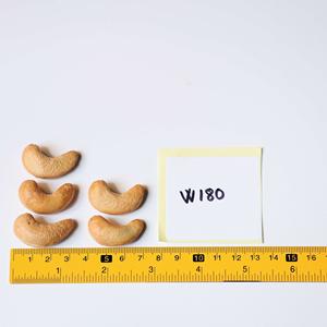 Noix de cajou grillées prêtes à l'emploi, biologiques, de qualité supérieure du Vietnam, W180, décortiquées, emballage transparent à fermeture éclair, certifiées ISO, marque Dong Phu, 250g - Product Image 4