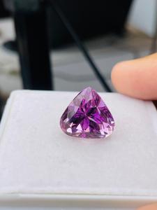 Kunzite naturelle taille cœur 15,29 carats, qualité AAA, lustre AAA, belle couleur, parfait pour la fabrication et le polissage, disponible à prix avantageux. - Product Image 3