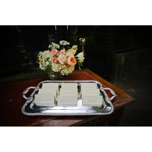 Plateau de service décoratif en laiton de qualité supérieure avec finition artisanale martelée à la main, plateau en laiton antique, dégradable, imperméable - Product Image 1