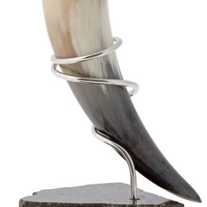 Cadre photo en corne de buffle de style viking avec support métallique, fait main, durable, forme rectangulaire, design moderne, gravure de logo personnalisée - Product Image 1