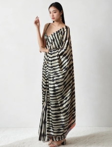 Sari de Seda con Rayas Estilo Bollywood KV Listo para Usar (Beige, Negro) - Product Image 5