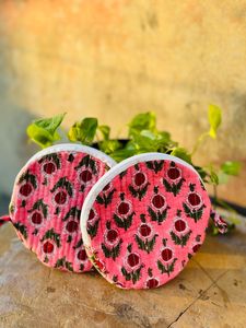 Premium Quilted Cotton Coin <b>Pouch</b>, Handmade Floral Zipper Wallet, <b>Mini</b> Cosmetic Bag, Everyday Travel Accessory - Product Image 1