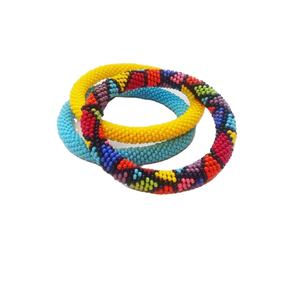 Bracelets de broderie perlés exquis Nouveaux designs multicolores luxueux et à la mode Élevez votre style et vos derniers accessoires - Product Image 1