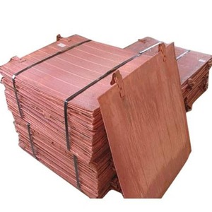 Cathodes de cuivre de qualité électrolytique, feuilles de métal raffiné premium pour l'exportation, destinées aux acheteurs industriels, emballage en vrac, livraison mondiale - Product Image 1