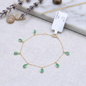 สร้อยข้อมือทองคำแท้ 18K รูปหยดน้ำประดับมรกตธรรมชาติทรงกรอบ พร้อมจี้ห้อย ดีไซน์สวยงามสำหรับผู้หญิง - Product Image 5