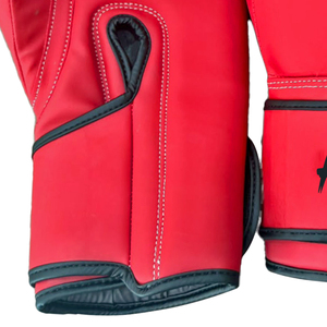 Gants de boxe en cuir PU rouge avec logo personnalisé HOB, avec sangle de poignet réglable en velcro pour l'entraînement des adultes - Product Image 3