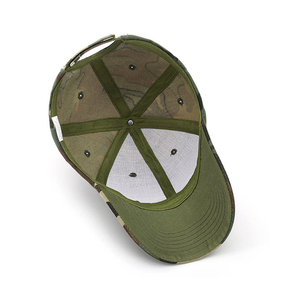 Casquette de baseball souple conçue pour un confort respirant et une taille ajustable pour un ajustement décontracté tout au long de la journée. - Product Image 2