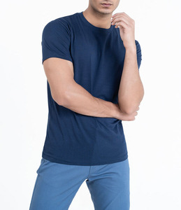 T-shirt surdimensionné à col rond pour homme, en tissu doux et lisse, couleur unie, manches longues, sur mesure. - Product Image 5