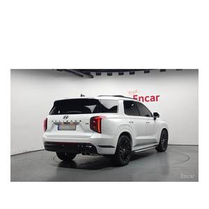 Hyundai Palisade 3.8 4WD Essence SUV 2024 avec Boîte Automatique, Sièges en Cuir, Caméra Arrière, 12 102 km - Product Image 2