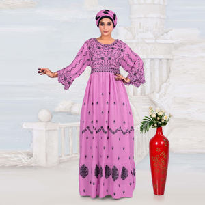 Robe longue en rayonne avec imprimé complexe sur toute la surface, manches évasées, taille cintrée et silhouette élégante au sol - Product Image 1