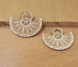 Wooden Floral Earrings Hand Carved Decorative Pendant Craft Supply - Product Image 2