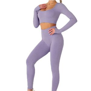 Conjunto de Yoga de Cintura Alta con Efecto Lifting, Top Corto de Manga Larga, Conjunto Deportivo Sin Costuras de Secado Rápido, Ropa de Entrenamiento Morada - Product Image 1
