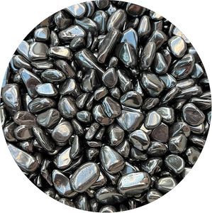 Vente en gros de gravier de cristal d'hématite et d'agate poli et gravé de 3-5 mm, pierre de guérison en vrac pour la décoration intérieure chez Amayra Crystal Exports India - Product Image 3