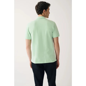 เสื้อยืดคอตตอนทรงสลิมฟิตสำหรับผู้ชายไซส์ใหญ่ แบบเรียบง่าย ระบายอากาศได้ดี น้ำหนักเบา รับผลิตตามแบบ OEM และเสื้อโปโลผู้ชายไซส์ใหญ่ - Product Image 3