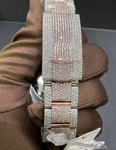 Montre unisexe haut de gamme bicolore entièrement sertie de diamants, élégante, avec diamants Moissanite VVS, passe le test du diamant. - Product Image 4