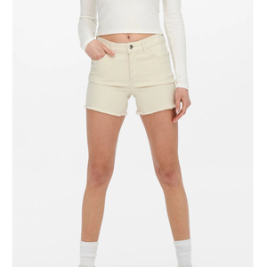 Shorts de Mezclilla Beige para Mujer - Nuevo Estilo Ajustado, Transpirable, Casual, con Bolsillos, Servicio OEM, a la Moda y Sexy - Product Image 1