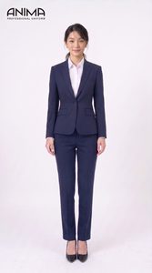 Costume Minimaliste Extensible en Laine ANIMA pour Femme Bleu Marine, Résistant à l'Eau, Respirant, Tenue de Bureau Exécutive Mondiale - Product Image 2