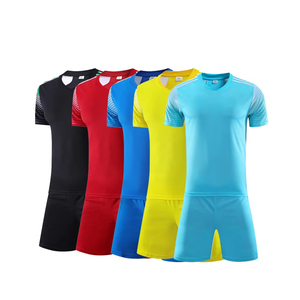 Uniformes de fútbol para adultos diseñados por fabricantes, logotipo personalizado, ropa deportiva para entrenamiento al aire libre, conjuntos de uniformes de fútbol para hombre - Product Image 1