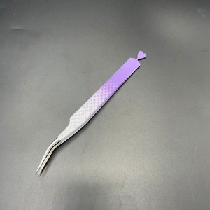Pinzas Profesionales de Acero Inoxidable de Alta Calidad para Extensión de Pestañas, con Agarre de Diamante, Aislamiento de Doble Tono y Diseño de Corazón, Venta al por Mayor - Product Image 4