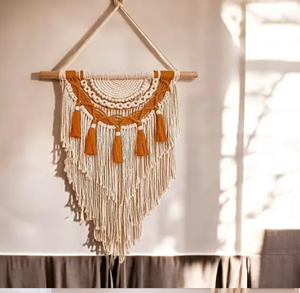 Hermosa Decoración de Pared de Macramé Vertical en Color Rosa Pálido, Diseño Contemporáneo, Lavable, Disponible a Precios de Mayoreo Rellena Paredes Grandes - Product Image 2