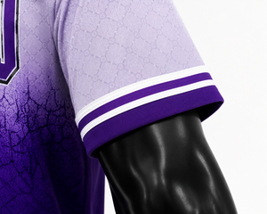 เสื้อเบสบอลผู้ชาย SINEWY SPORTS ชื่อทีม 00 สีม่วงเทา ระบายเหงื่อได้ดี แขนสั้น ทรงปกติ - Product Image 3