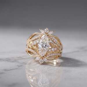 Anillo de halo con racimo de diamantes de corte marquesa de 2.01 quilates, cultivados en laboratorio, de oro amarillo de 14k, para ocasiones de aniversario, fiestas y eventos de lujo. - Product Image 1
