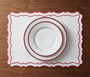 Ensemble de sets de table et serviettes en lin brodés sur mesure, bordure double festonnée rouge, style traditionnel, lavable, pour la maison et les fêtes, vente en gros - Product Image 6