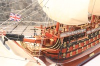 Modèle de bateau HMS Victory Lord Horatio Nelson - Grand modèle de bateau à voile en bois - Fabriqué à la main - Décoration de maison polie pour les amateurs de navigation