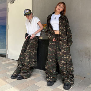 Conjunto Deportivo Personalizado con Cremallera y Estampado de Camuflaje para Hombre, Sudadera con Capucha y Pantalones Jogger de Felpa Francesa de 360 g/m² - Product Image 2