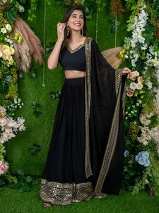 Black Chiffon Ball Gown V-Neck Sleeveless A-Line Floor-Length <b>Sequin</b> Zari Embroidery <b>Party</b> Wear for Women - Product Image 5