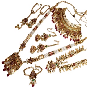 Jumka et Tikka plaqués or pour mariée en inde, vente en gros de bijoux, prix le plus bas par meetali création - Product Image 1