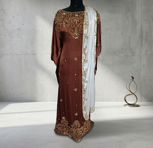Traje Salwar Bordado Marrón de Lujo con Adornos de Cuentas Doradas y Dupatta Blanca para Mujer, Ropa de Fiesta de Boda, Vestido Étnico Indio - Product Image 1