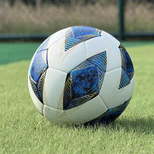 Ballon de football d'entraînement personnalisé pour club, taille 4/5, en cuir PU léger, fabricant OEM en gros - Product Image 2