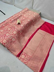 Sari de seda tejido a mano por el diseñador Zari para mujeres - Product Image 2