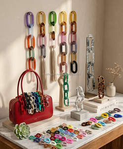 Luxury Translucent Resin Eco-Friendly <b>Hand</b> Modeled Chain Link Sculpture Modern Desk <b>Mold</b> Creative Geometric Interlocking Ring - Product Image 2