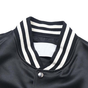 Chaqueta Varsity de Satén de Primera Calidad, Corte Regular, Sin Cuello, Cierre de Botones, Color Sólido, Informal de Invierno, Gruesa por Delante - Product Image 3