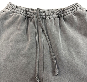 กางเกงขาสั้นผู้ชายสำหรับกิจกรรมกลางแจ้ง ระบายอากาศได้ดี ผ้าฝ้าย 100% ลุคแบบซักแล้ว ทรงหลวม มีเชือกผูก เอวสม็อค เหมาะสำหรับสตรีทแวร์และกิจกรรมกลางแจ้ง - Product Image 6