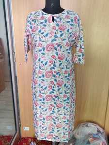 Tunique Femme Élégante en Coton Respirant et Écologique à Imprimé Floral, Séchage Rapide, Longueur Genou, Idéale pour Fêtes et Tenues Décontractées – Nouvelle Collection 2026, Meilleure Vente, Qualité Supérieure - Product Image 2
