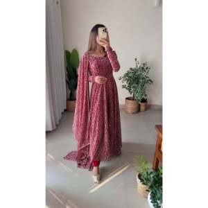 Ensemble MUSKYT ANARKALI avec dupatta, taille XS - Product Image 4