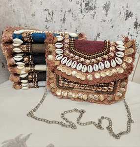 Sac bandoulière bohème tissé pour femme, pochette à franges perlées avec chaîne, pour usage quotidien toutes saisons - Product Image 3