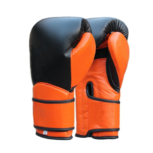 Guantes de Boxeo Profesionales de Cuero/Piel Sintética Originales de la Marca, Guantes de Entrenamiento de Gimnasio Personalizados Unisex - Product Image 6