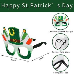 Lunettes de fête fantaisie pour la Saint-Patrick, accessoires amusants, trèfle vert avec chapeau de gnome et pièce d'or - Product Image 3