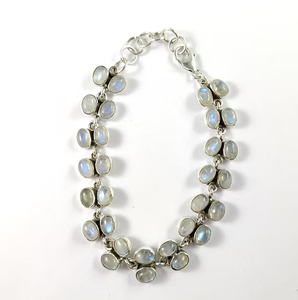 Bracelet chaîne en argent sterling avec pierres précieuses et cabochons de pierre de lune, bijoux de créateur faits à la main - Product Image 3