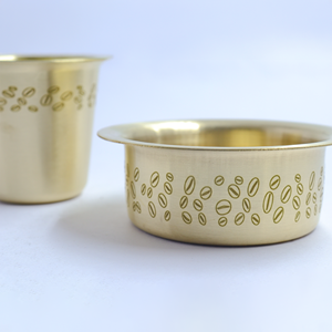 Juego de Dabara para Café con Filtro, Hecho a Mano en el Sur de la India, de Latón, Clásico, Ecológico, Acabado Mate, Grabado, Apto para Alimentos, Ideal para Regalo - Product Image 3