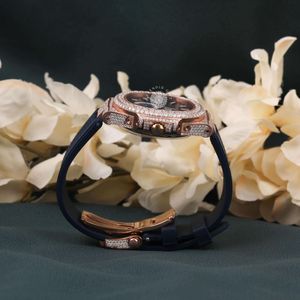 Splendide Montre de Luxe à Diamants, Mouvement Quartz Analogique ETA, Verre Saphir 28mm, Moissanite, Bracelet Argenté, Homme, Étanche 10m - Product Image 4