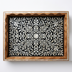 Plateau rectangulaire en bois Papdi fait main avec incrustation florale en nacre, plateau de service décoratif et mobile pour le Ramadan et les mariages - Product Image 1