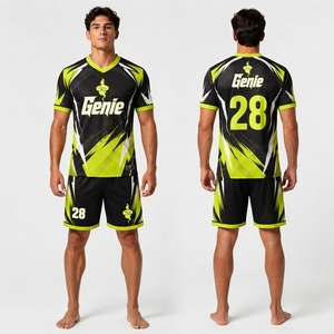 Vêtements de sport haut de gamme pour équipes, conçus avec une construction légère et respirante pour une mobilité maximale, uniforme de football pour l'entraînement - Product Image 4