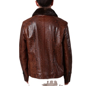 Người Đàn Ông Mới Của Nâu <span class=keywords><strong>Python</strong></span> Da Biker Áo Khoác Mới Rắn <span class=keywords><strong>In</strong></span> <span class=keywords><strong>Python</strong></span> Nổi Da Chính Hãng Với Rex Áo Khoác Lông OEM Cung Cấp - Product Image 3