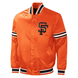 Chaqueta Varsity de Satén Personalizada para Hombre, Chaqueta Bomber Retro con Rayas en Contraste, Uniforme de Béisbol Brillante de Alta Calidad, Ropa Deportiva - Product Image 2
