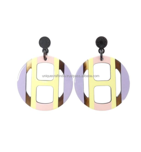 Pendiente de cuerno de cadena larga disponible al por mayor, joyería natural con diseño elegante y moderno para accesorios de moda llamativos para mujer - Product Image 4